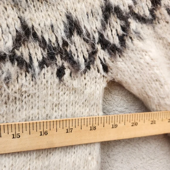 CHASQUI Women's Hoodie Medium Beige Black 100% Alpaca Handmade Aztec Cardigan - Picture 7 of 10